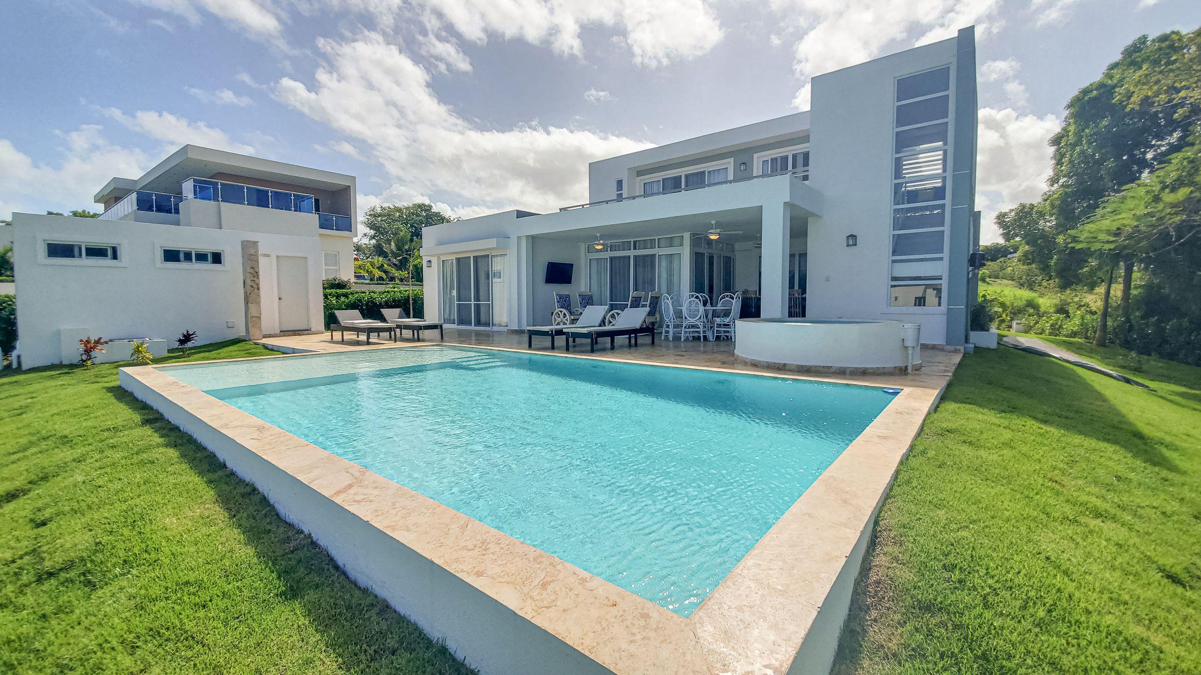 Villa Coralreef – 2-3 Bd Luxury Home with Pool in Sosúa