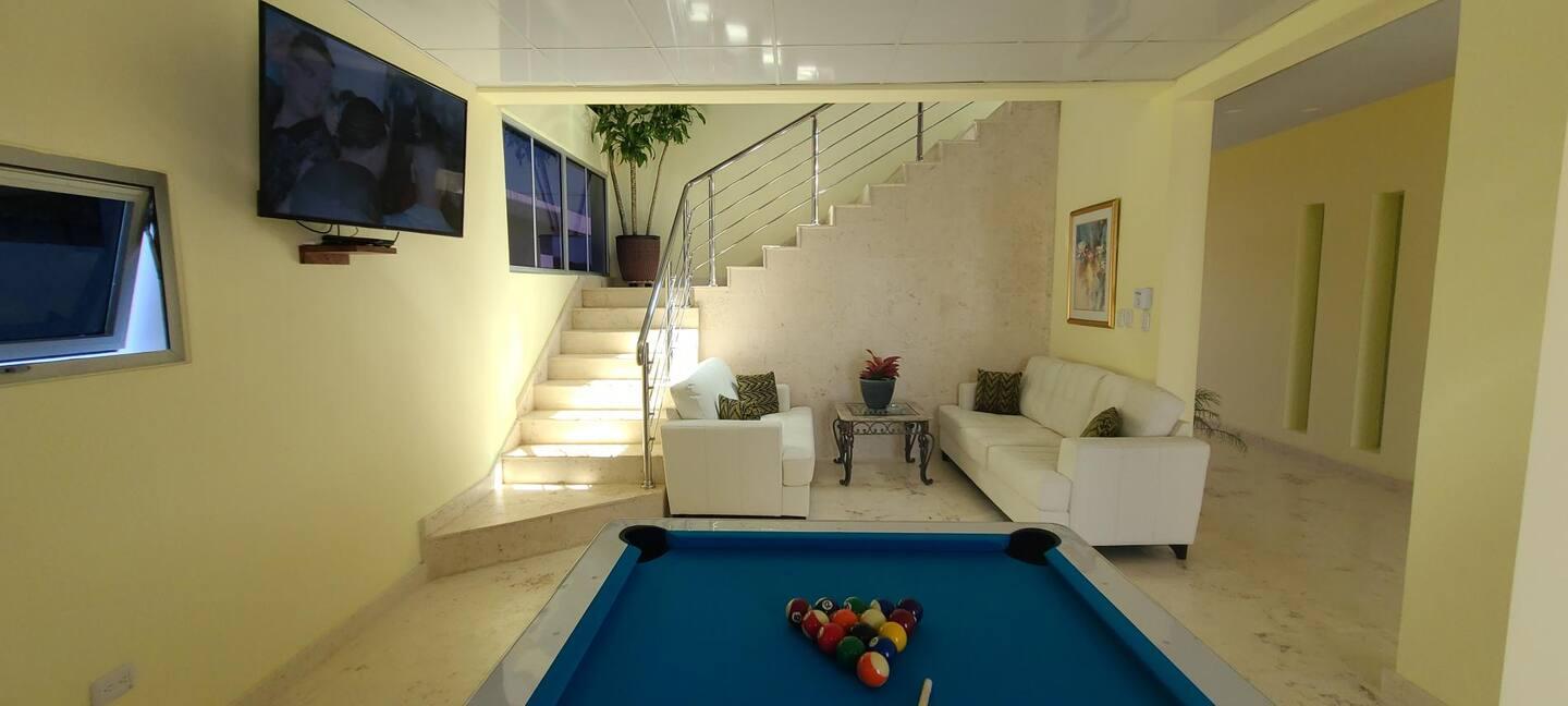 Caribbean Bliss – 10Bed w/ Olympic Pool