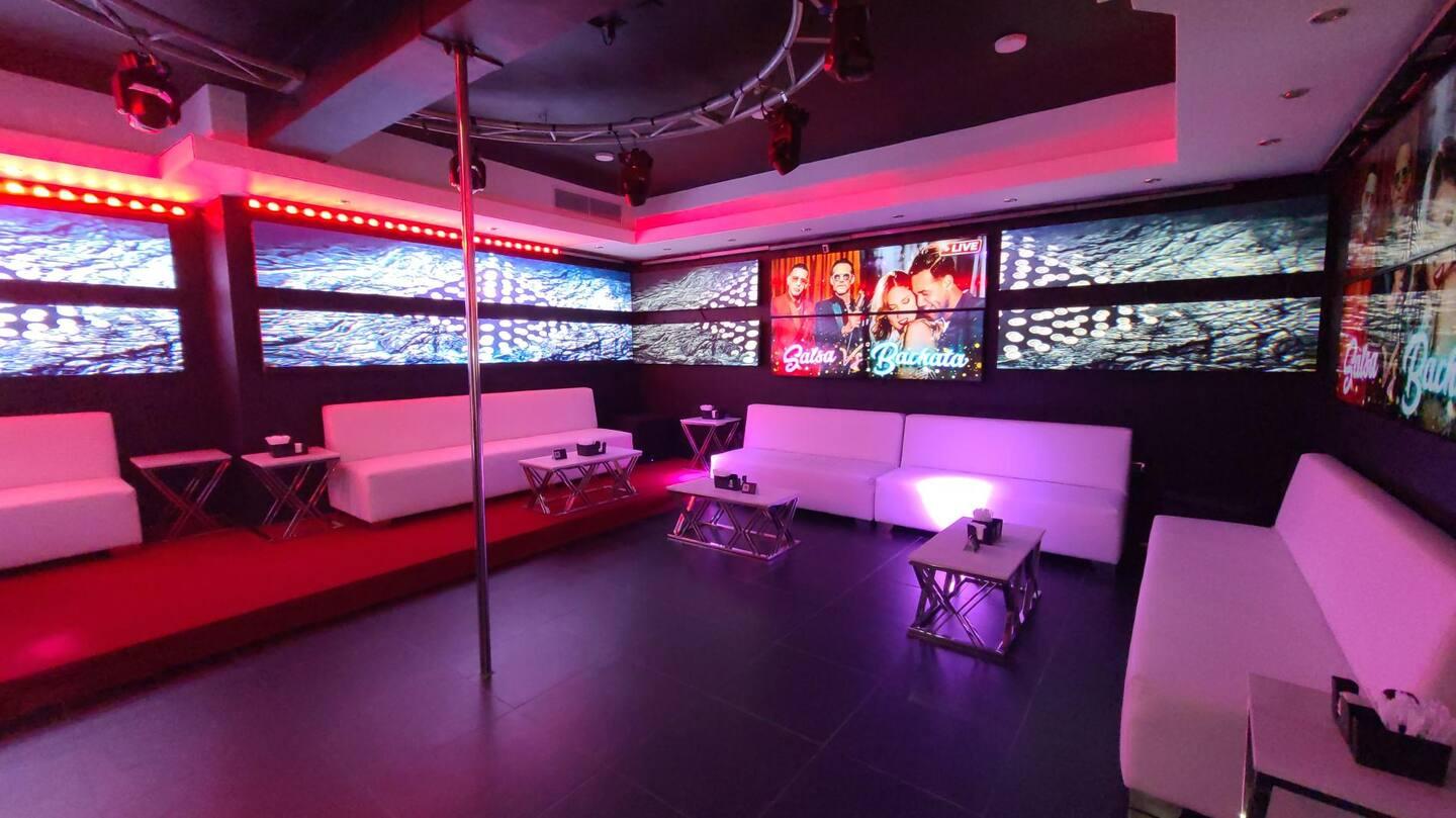 Villa Luxury at Star Hills, Puerto Plata — 12 Bedrooms, 2 Pools & Private Disco