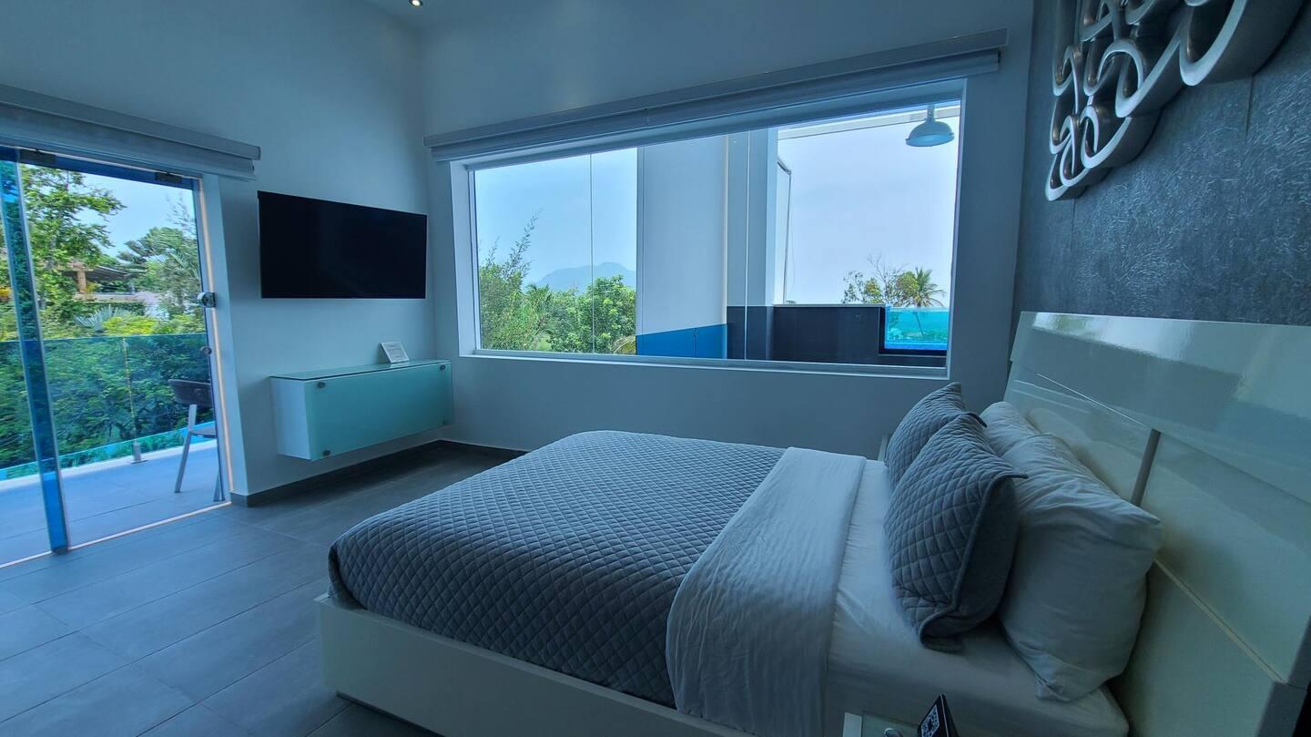 Villa Luxury at Star Hills, Puerto Plata — 12 Bedrooms, 2 Pools & Private Disco