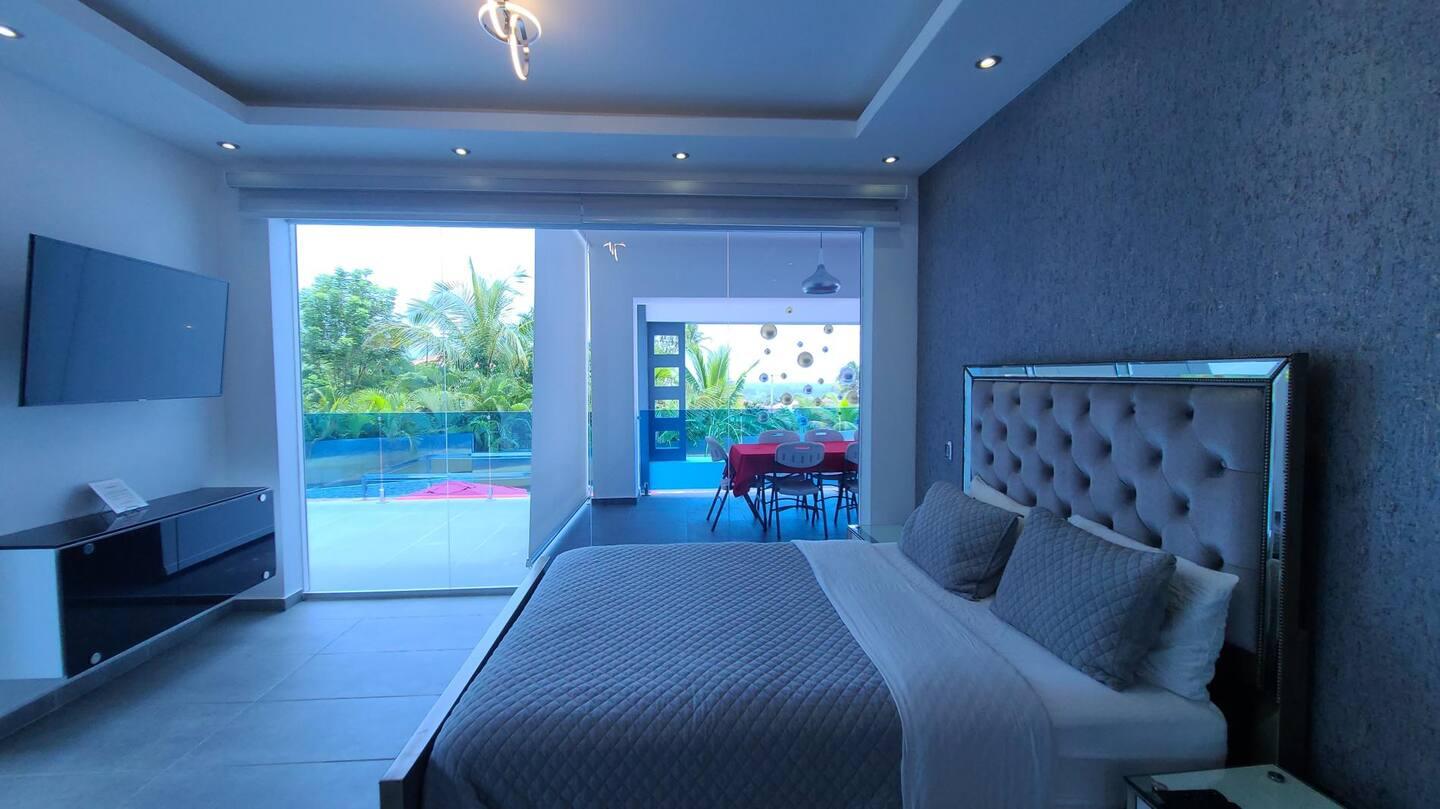 Villa Luxury at Star Hills, Puerto Plata — 12 Bedrooms, 2 Pools & Private Disco
