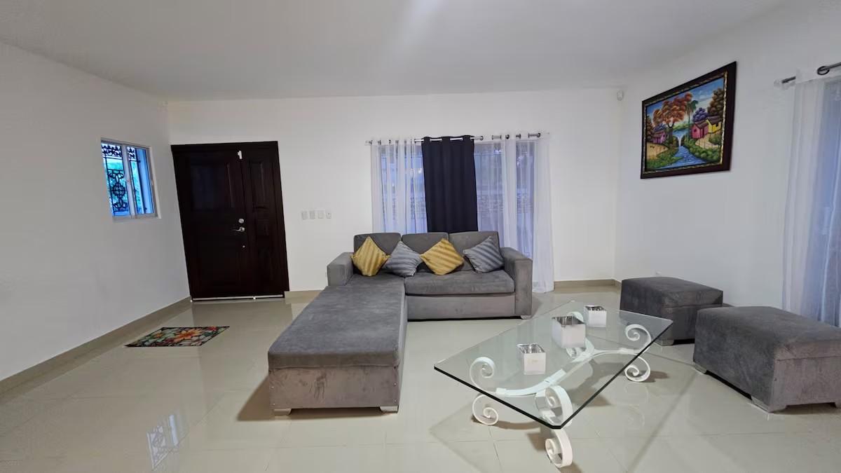 Brand-New 3BR Villa w/ Pool — 3 Min to POP Airport