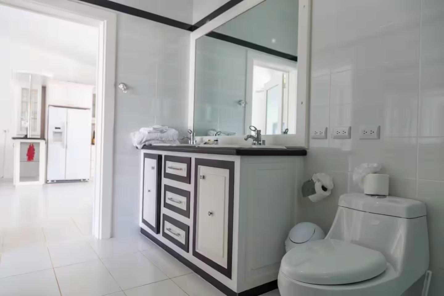 Casa Linda 2BR Modern Villa with Private Pool