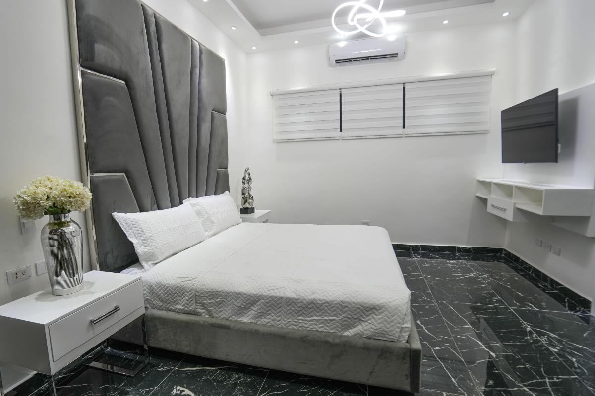 The Royal Estate – 13BR Luxury Villa in Sosua