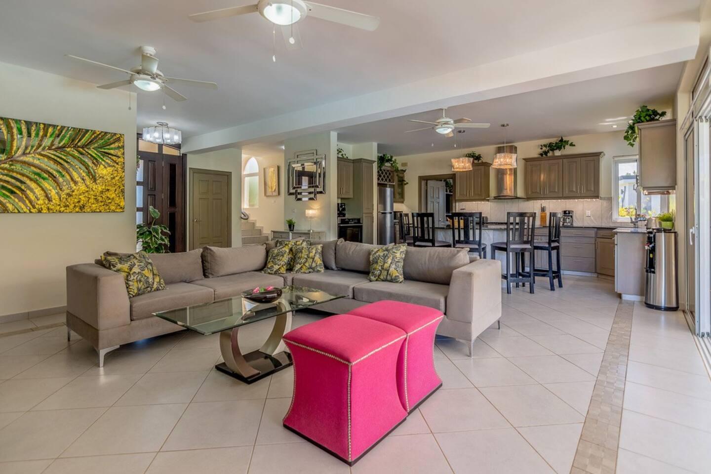 6BR Getaway w/ Pool – Villa Grande Sosua