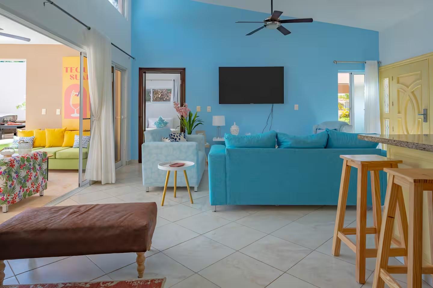 4BR Sosua Villa w/ Bar, Pool & Lounge Areas