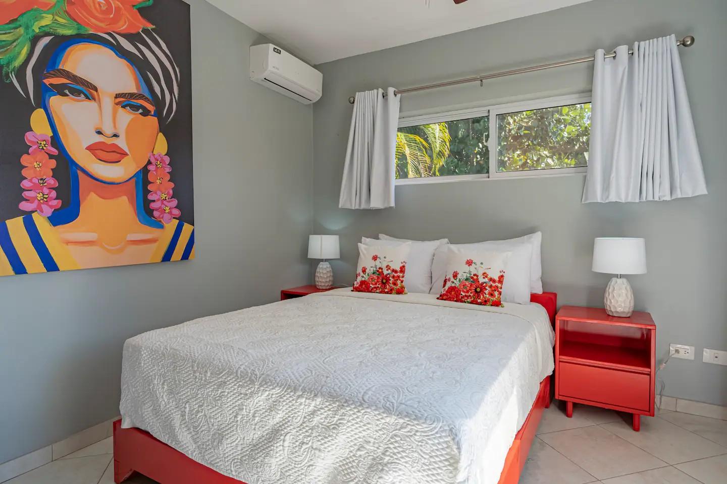 4BR Sosua Villa w/ Bar, Pool & Lounge Areas