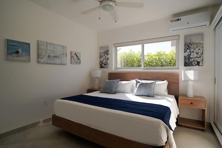 3-Bedroom Villa with Private Pool in Casa Linda