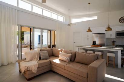 3-Bedroom Villa with Private Pool in Casa Linda