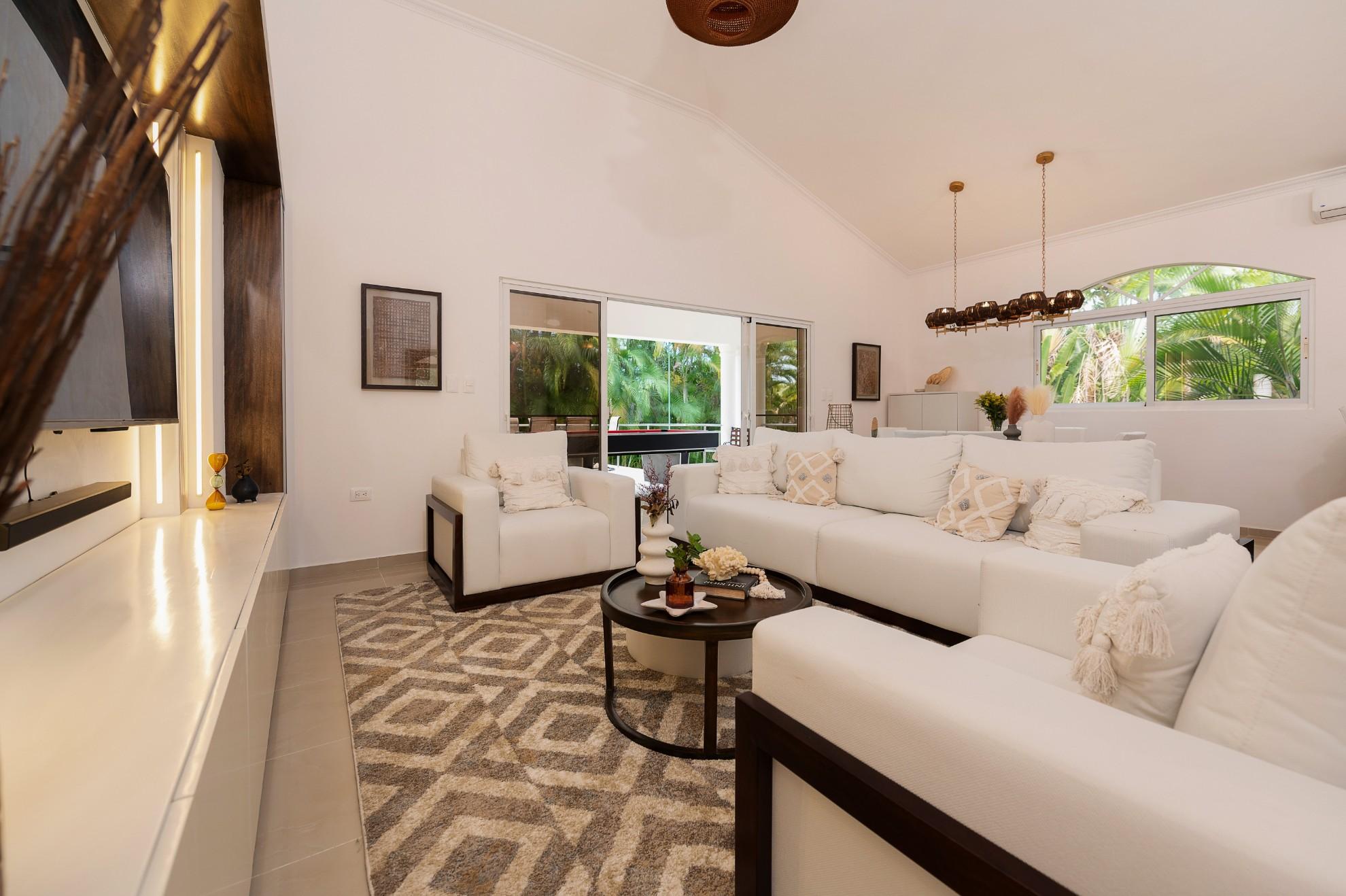 Villa Royale – 4BR Sosua Villa w/ Pool & BBQ